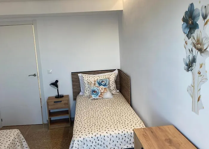 La Nogalera Views דירה *